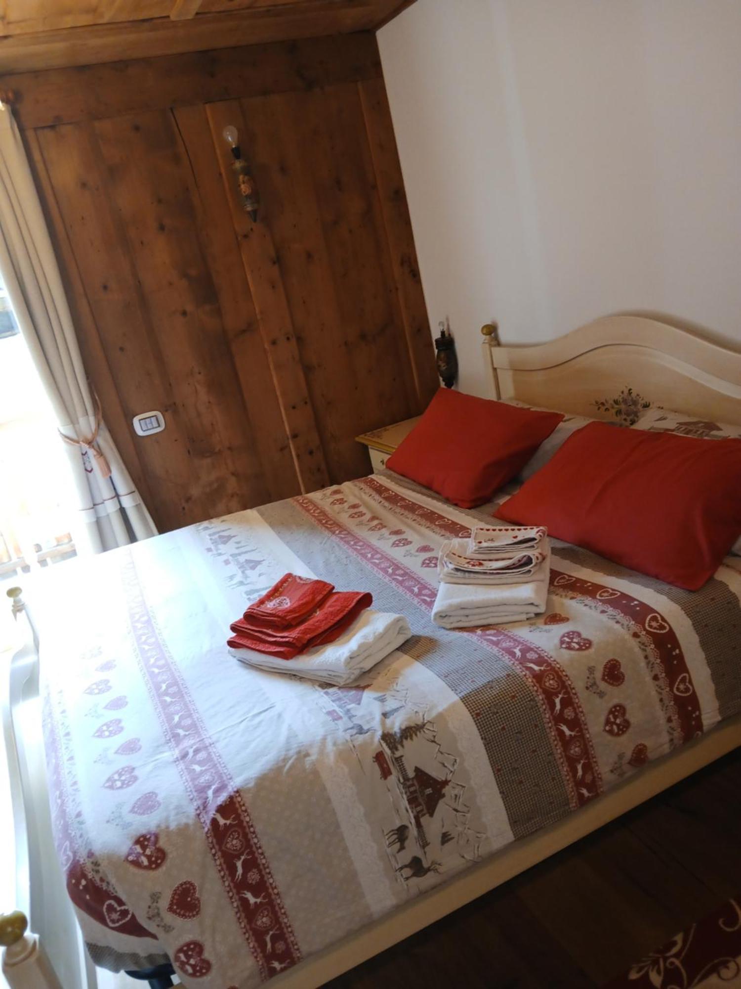 Beb La Stube Dei Partel Bed & Breakfast Ziano Di Fiemme Bagian luar foto
