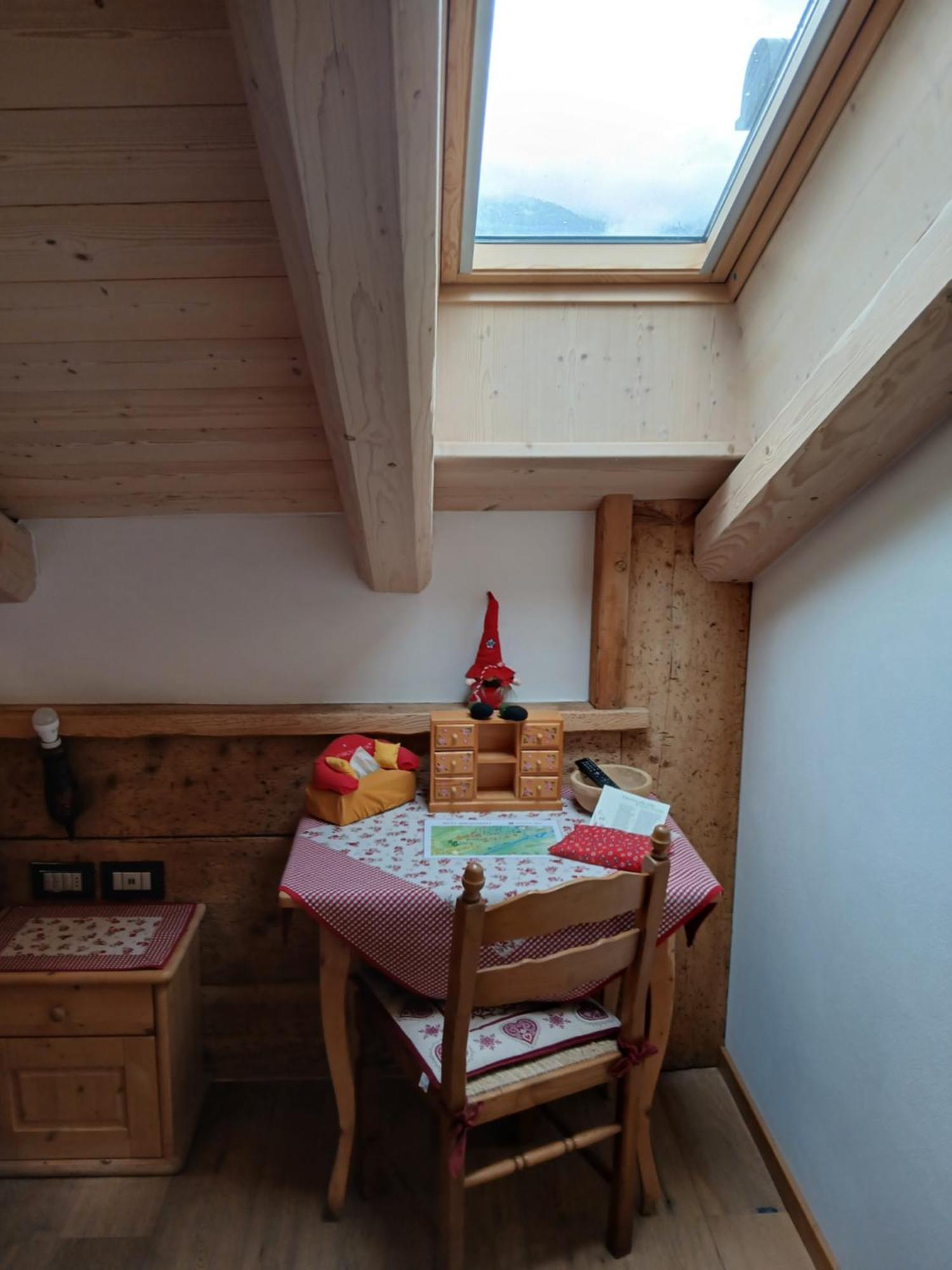 Beb La Stube Dei Partel Bed & Breakfast Ziano Di Fiemme Bagian luar foto