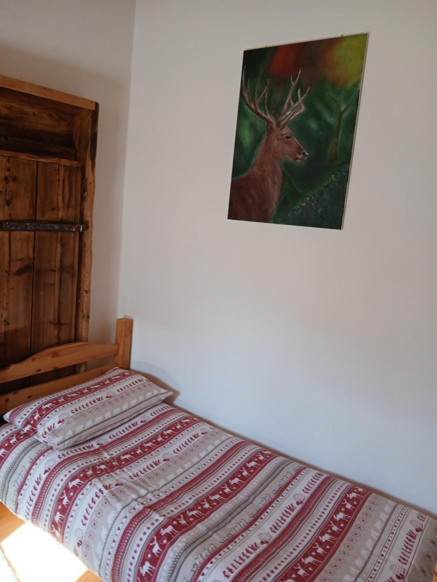 Beb La Stube Dei Partel Bed & Breakfast Ziano Di Fiemme Ruang foto