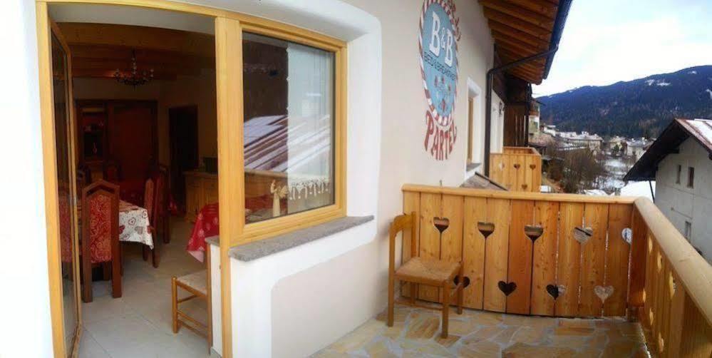 Beb La Stube Dei Partel Bed & Breakfast Ziano Di Fiemme Bagian luar foto
