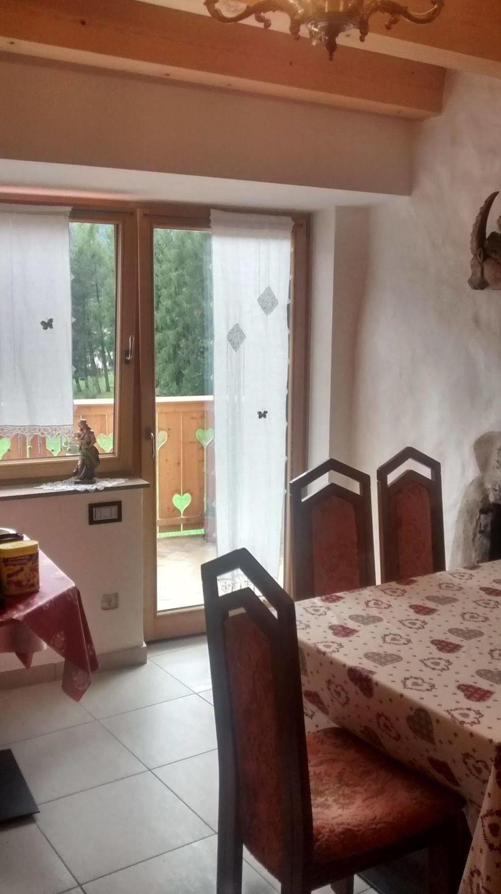 Beb La Stube Dei Partel Bed & Breakfast Ziano Di Fiemme Bagian luar foto
